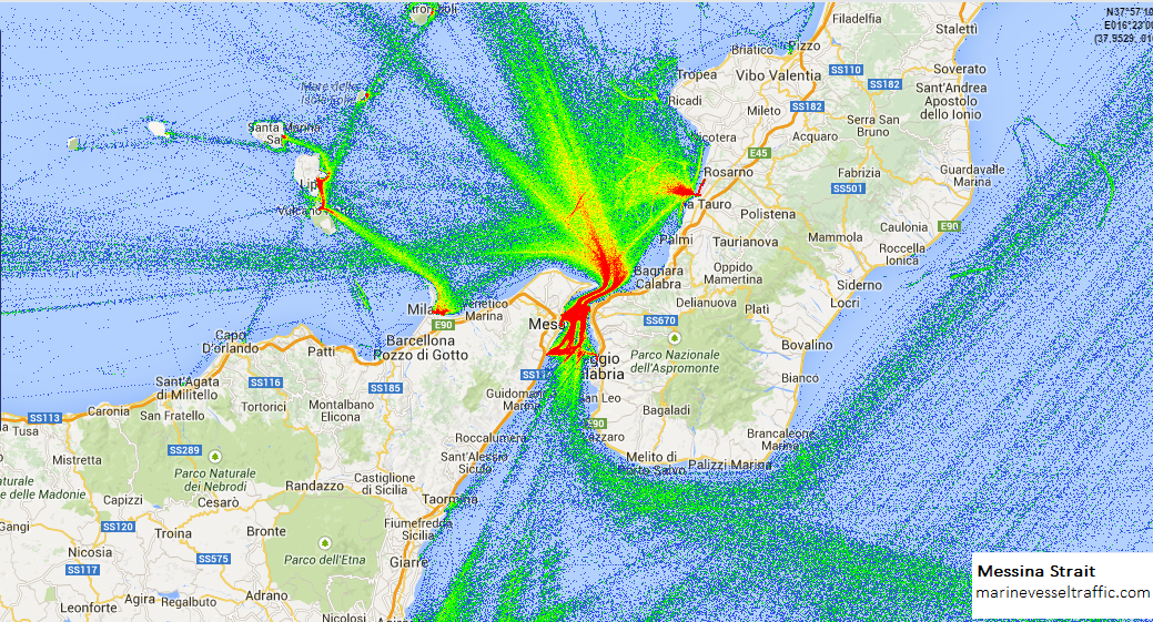 Live Marine Traffic, Density Map and Current Position of ships in MESSINA STRAIT
